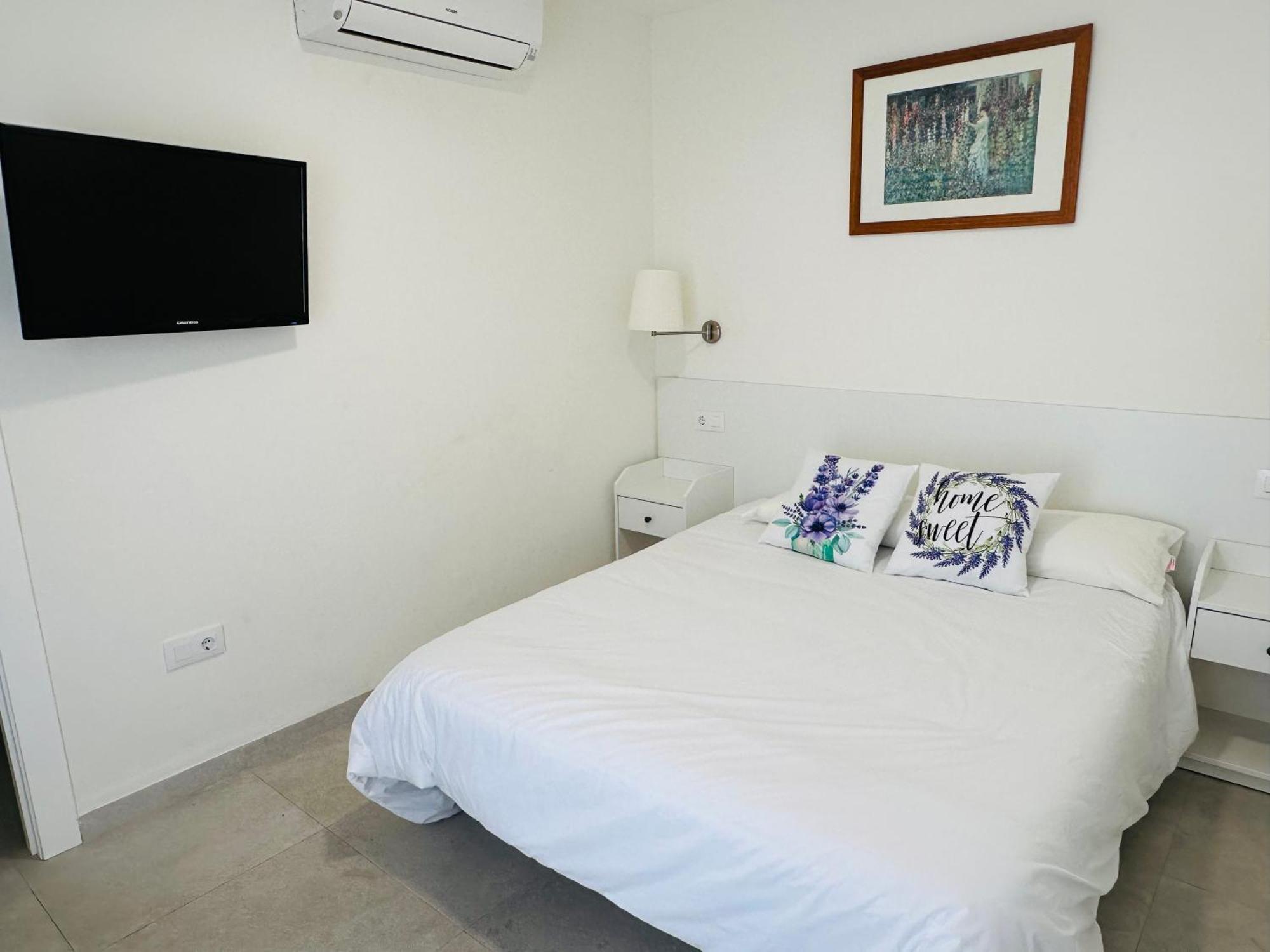 Apartamentos Turisticos Victoria Almuñécar Exteriör bild